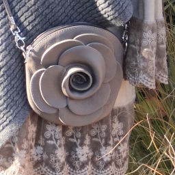 Handtasche